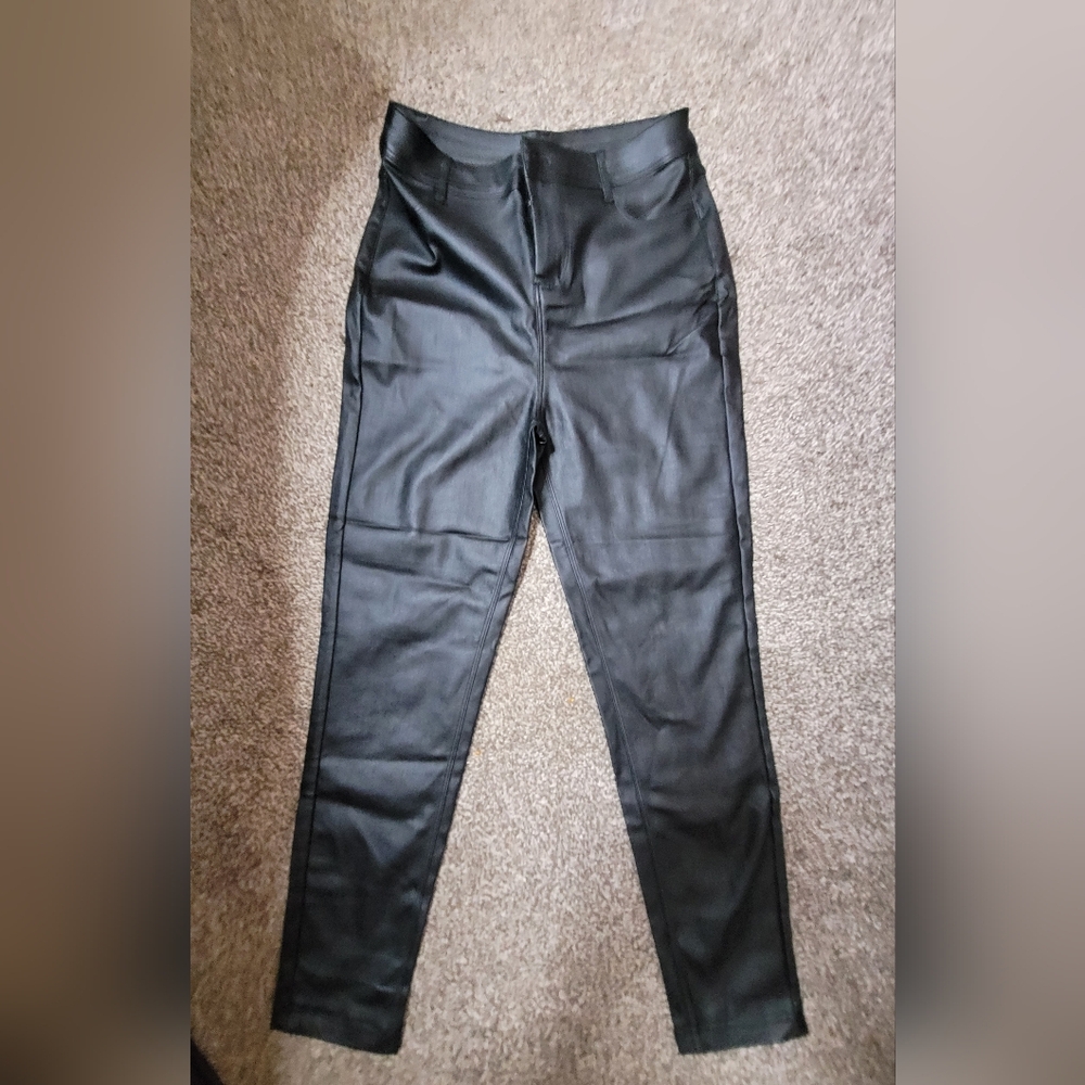 Black High-Waisted Women's Pants12in Rise Dark Black Never Wore Size Small